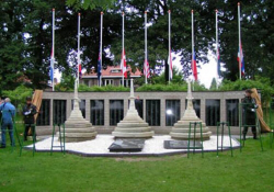 Monument 'Birma-Siam Spoorweg' op Landgoed Bronbeek te Arnhem | Foto: Nationaal Comit� 4 en 5 mei
