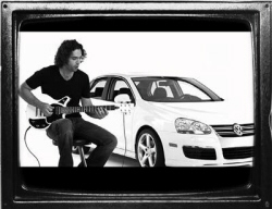 Dweezil Zappa met Volkswagen en GarageMaster | Screenshot: First Act