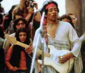 Jimi Hendrix met de 'Olympic White' | Foto: GuitarInsite