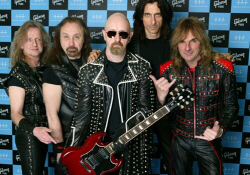 Judas Priest (Fotosessie voor het Teenage Cancer Trust) | Foto: Gibson